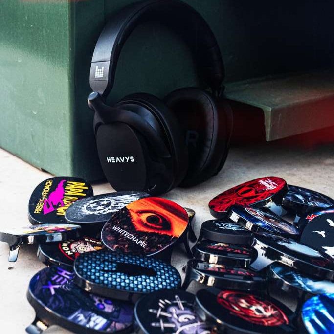 Heavys H1H wireless headphones shells ear cups