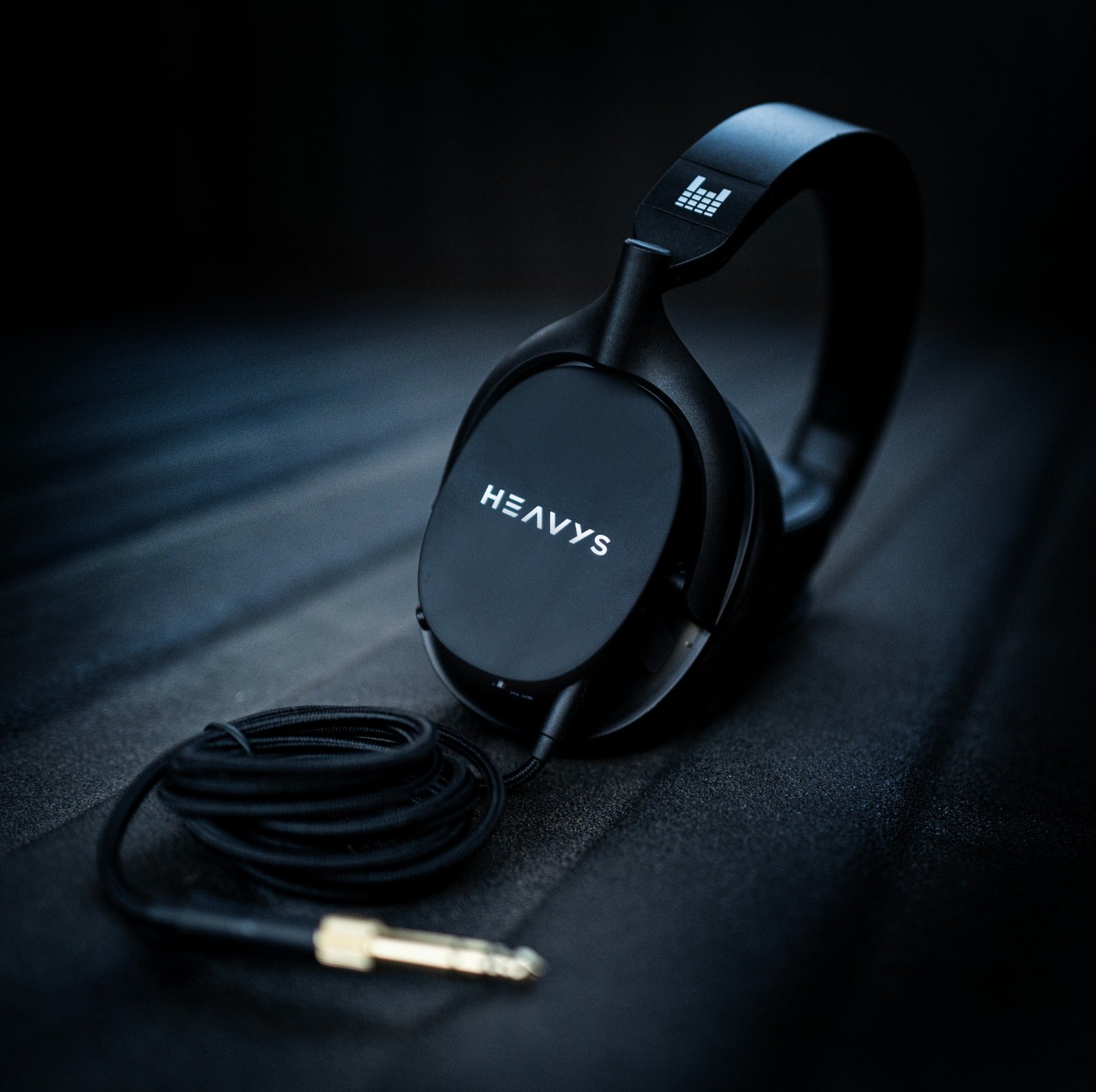 Heavys H1H Headphones + Premium Silver-Coated Aux Cable (Bundle) - Heavys